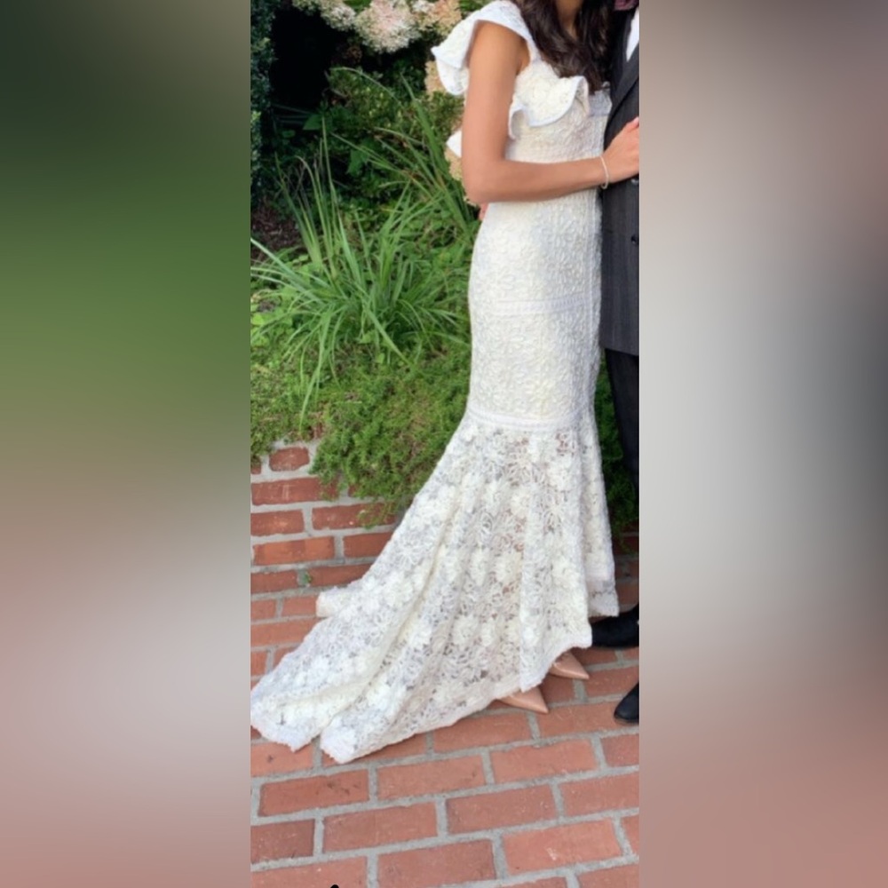ALEXIS IVORY High Low Lace Dress WITH TRAIN